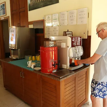 Mavruka Hotel