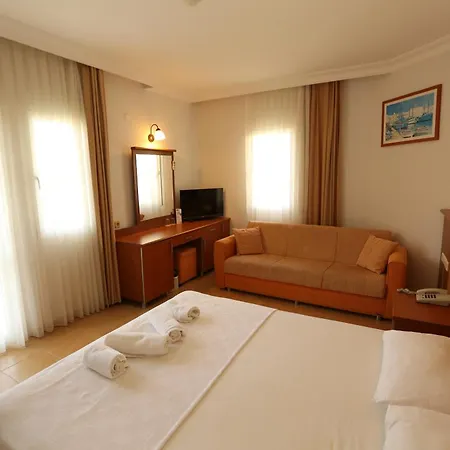 Mavruka Hotel 4*