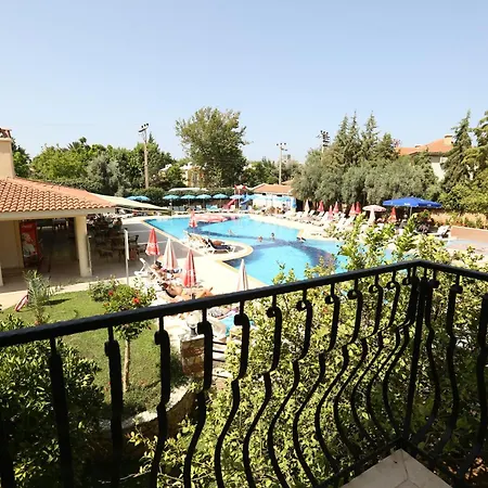 Mavruka Hotel